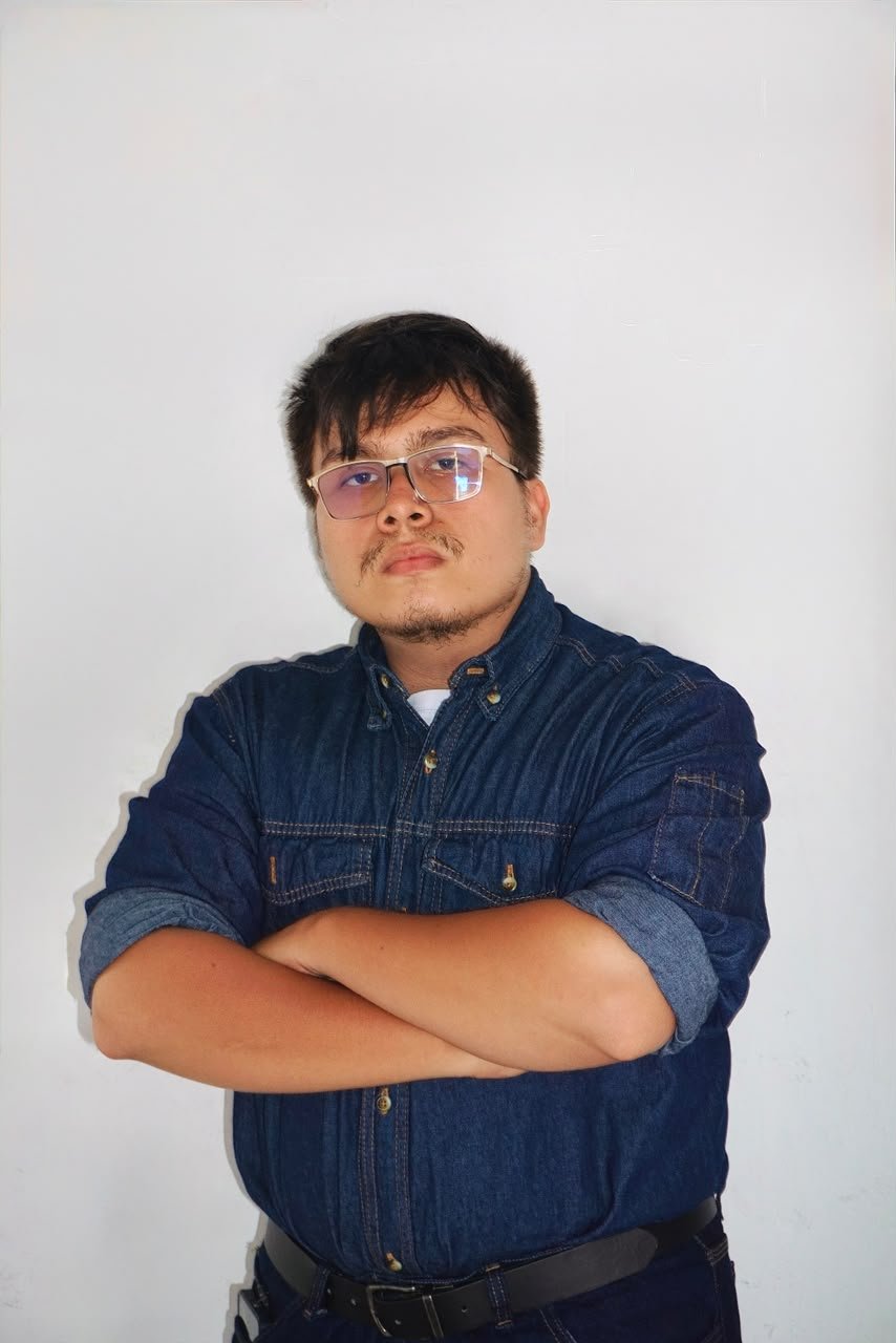 Andres Esteban Nimisica Benavides